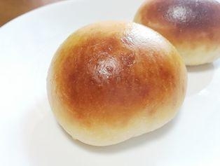 抹茶カスタードのクリームパン