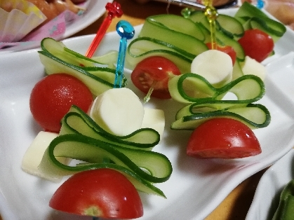 パーティー☆生ハムチーズと夏野菜のピンチョス
