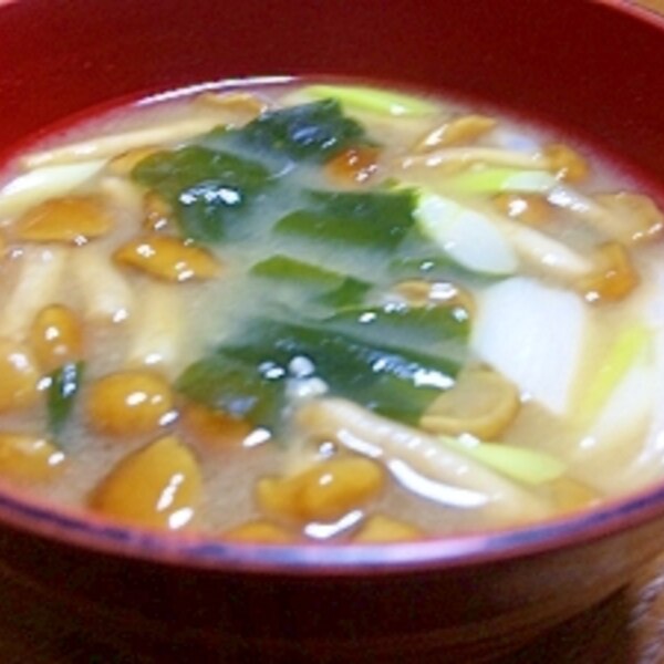 温かいお味噌汁 わかめとねぎとなめこver レシピ 作り方 By リンゴ飴 W v 楽天レシピ 温かいお味噌汁 わかめとねぎとなめこver レシピ 作り方 By リンゴ飴 W v 楽天レシピ