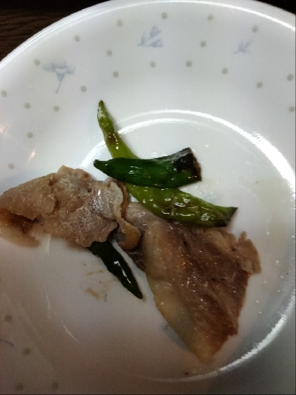 万願寺唐辛子と肉の塩炒め