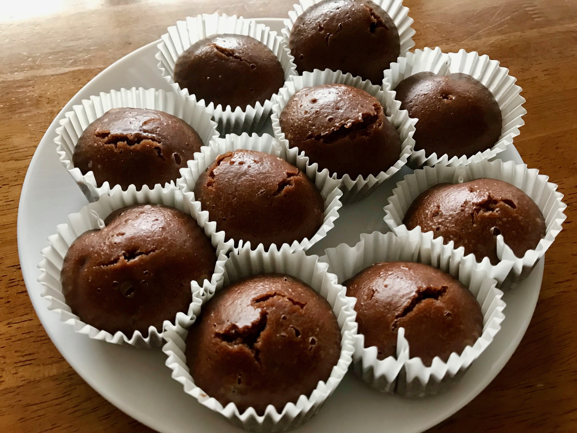 ベーキングパウダー不使用 イーストでチョコ蒸しパン レシピ 作り方 By ふじ子 楽天レシピ ベーキングパウダー不使用 イーストでチョコ蒸しパン レシピ 作り方 By ふじ子 楽天レシピ