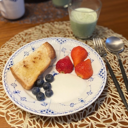 ベリーの甘酸っぱさが美味しかったです♡ご馳走様でした！