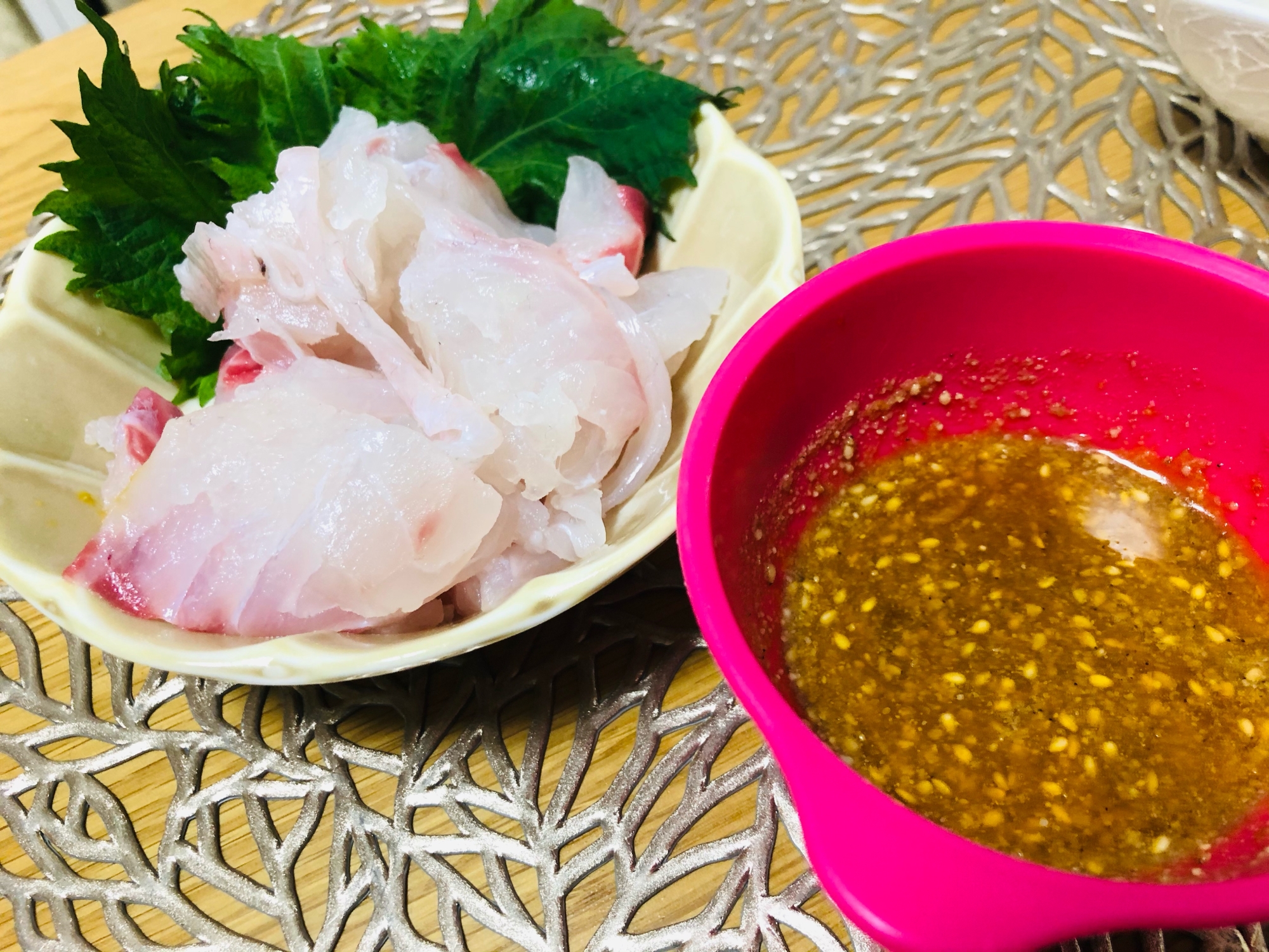 鯛刺身　卵ポン酢タレ