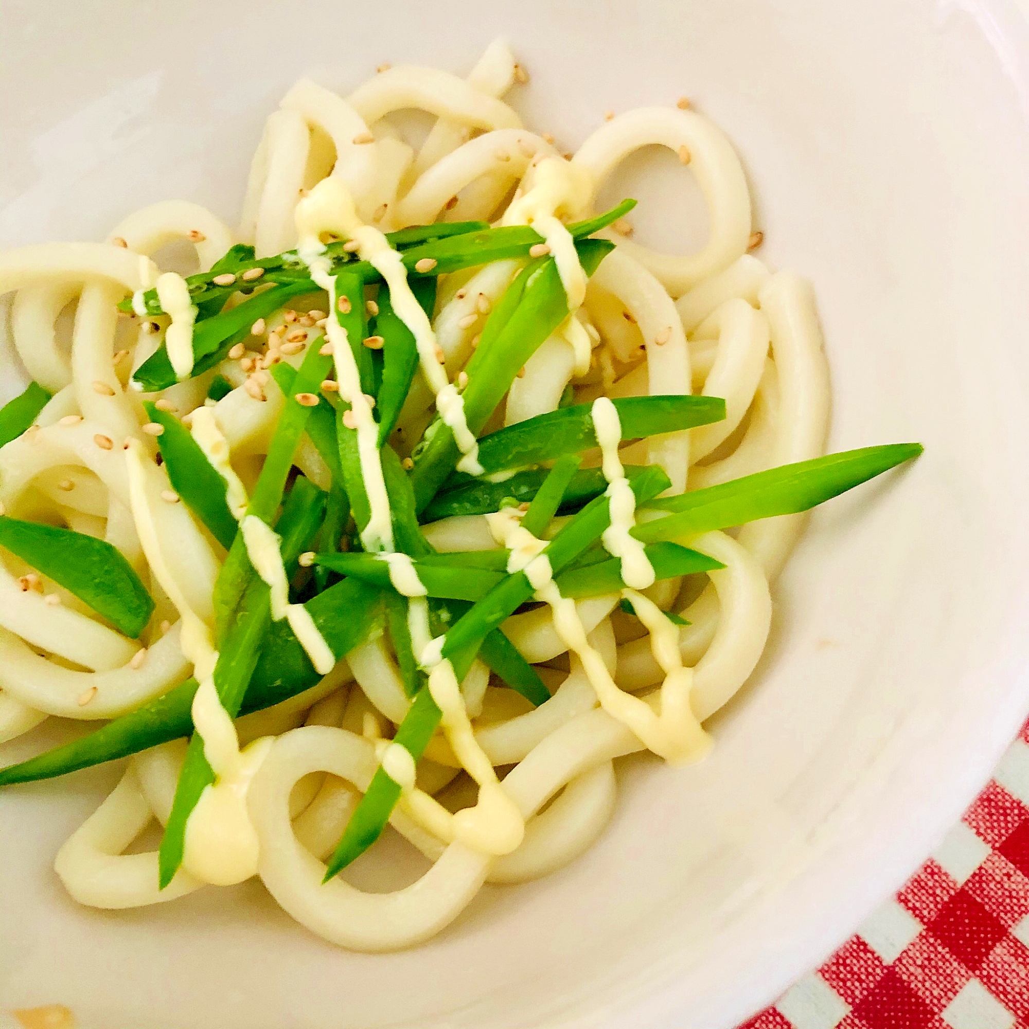 さやえんどうの冷やしうどん