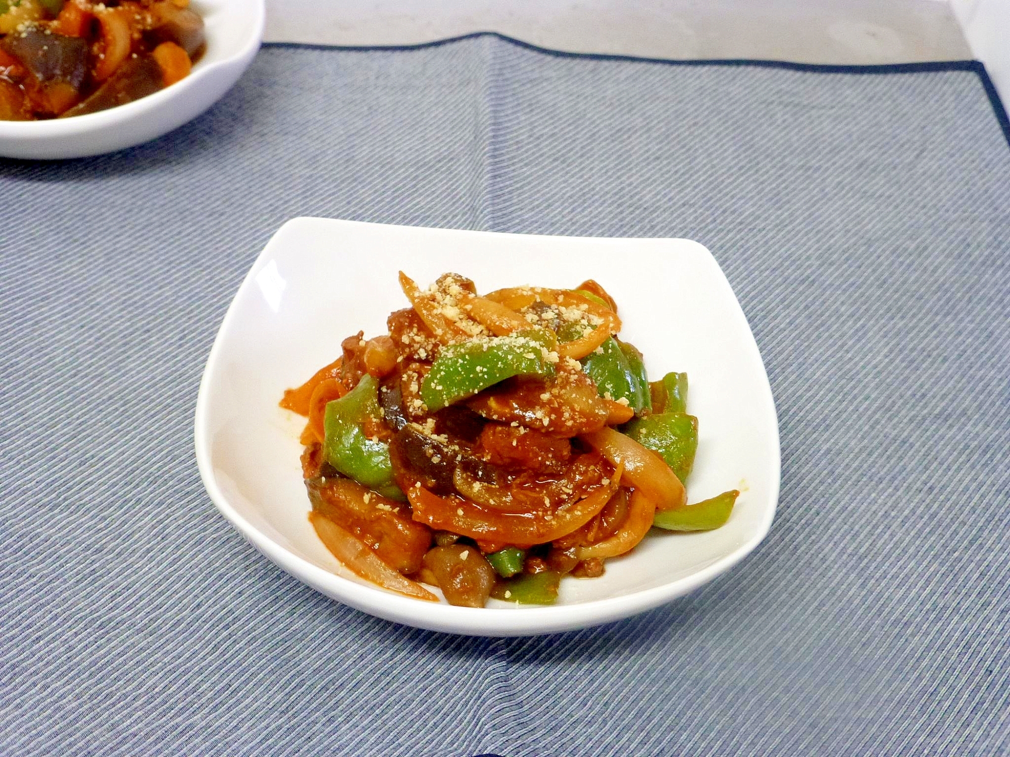 さばのトマト煮缶と茄子の炒め煮