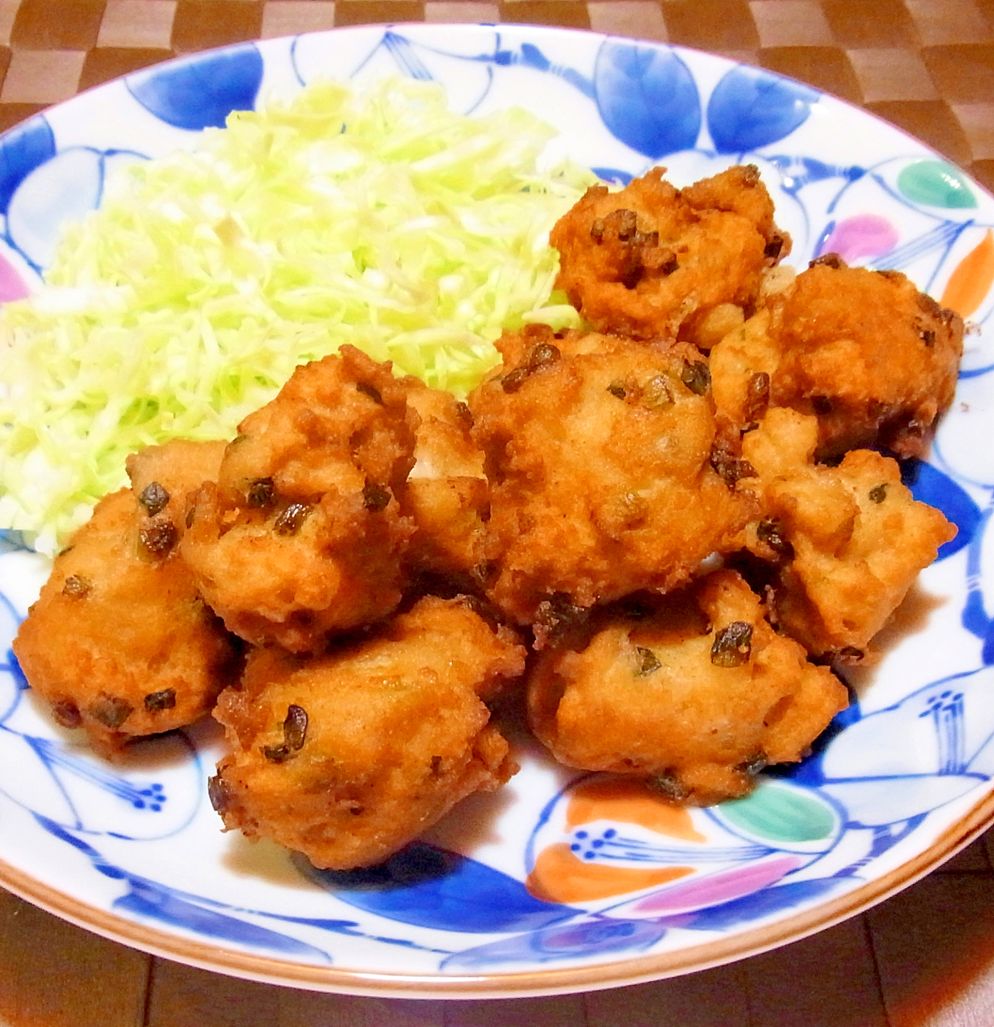 揚げつくね（鶏挽肉の落とし揚げ）