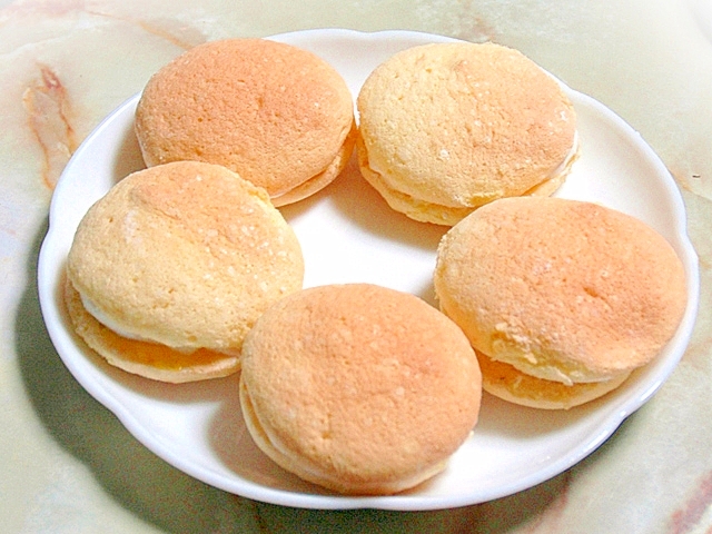 ゆずカードを挟んで ブッセのゆずクリームサンド レシピ 作り方 By Torezu 楽天レシピ ゆずカードを挟んで ブッセのゆずクリームサンド レシピ 作り方 By Torezu 楽天レシピ