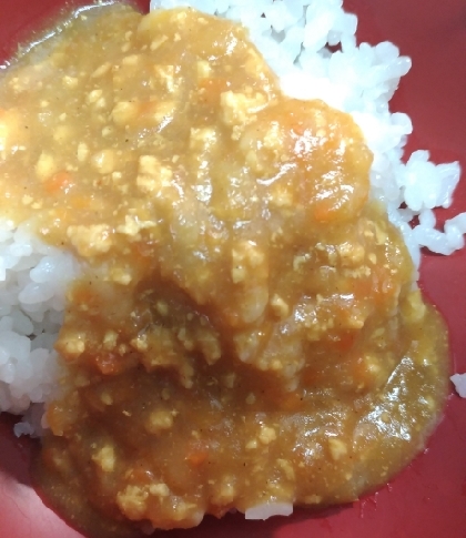 材料の分量を参考にさせて頂きました。カレールウ無しで美味しいカレーになりました。レシピありがとうございます(o^^o)