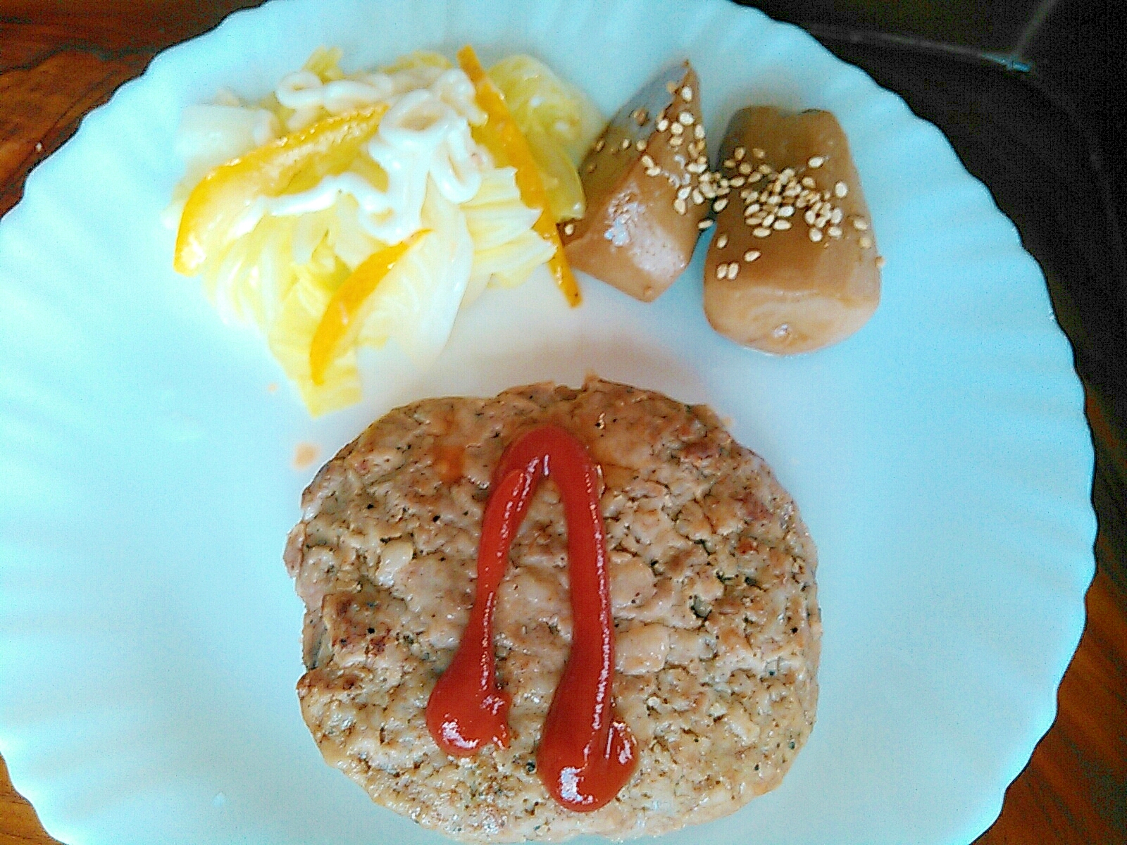 柚子キャベツ&ゴマ里芋のハンバーグプレート