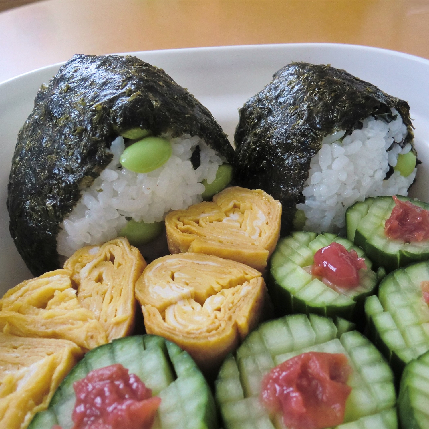 こどものお弁当 枝豆わかめおにぎり レシピ 作り方 By R Chibico 楽天レシピ こどものお弁当 枝豆わかめおにぎり レシピ 作り方 By R Chibico 楽天レシピ