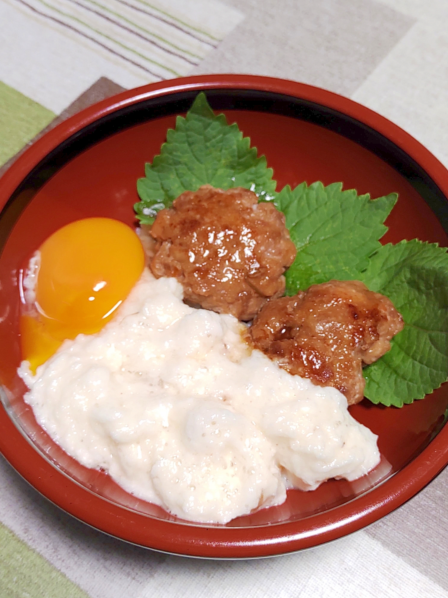 鶏つくね丼