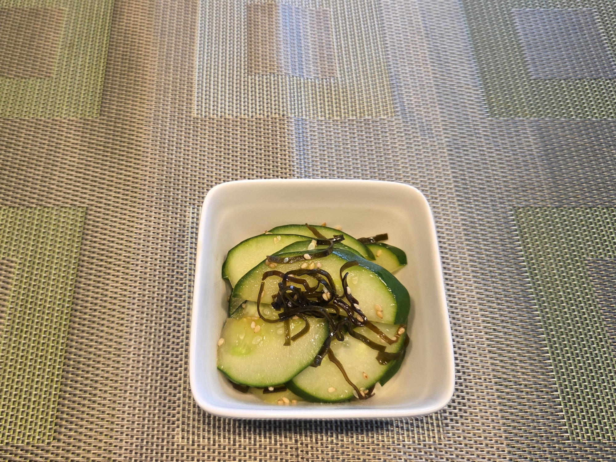 簡単なのに美味しい！きゅうりの塩昆布炒め