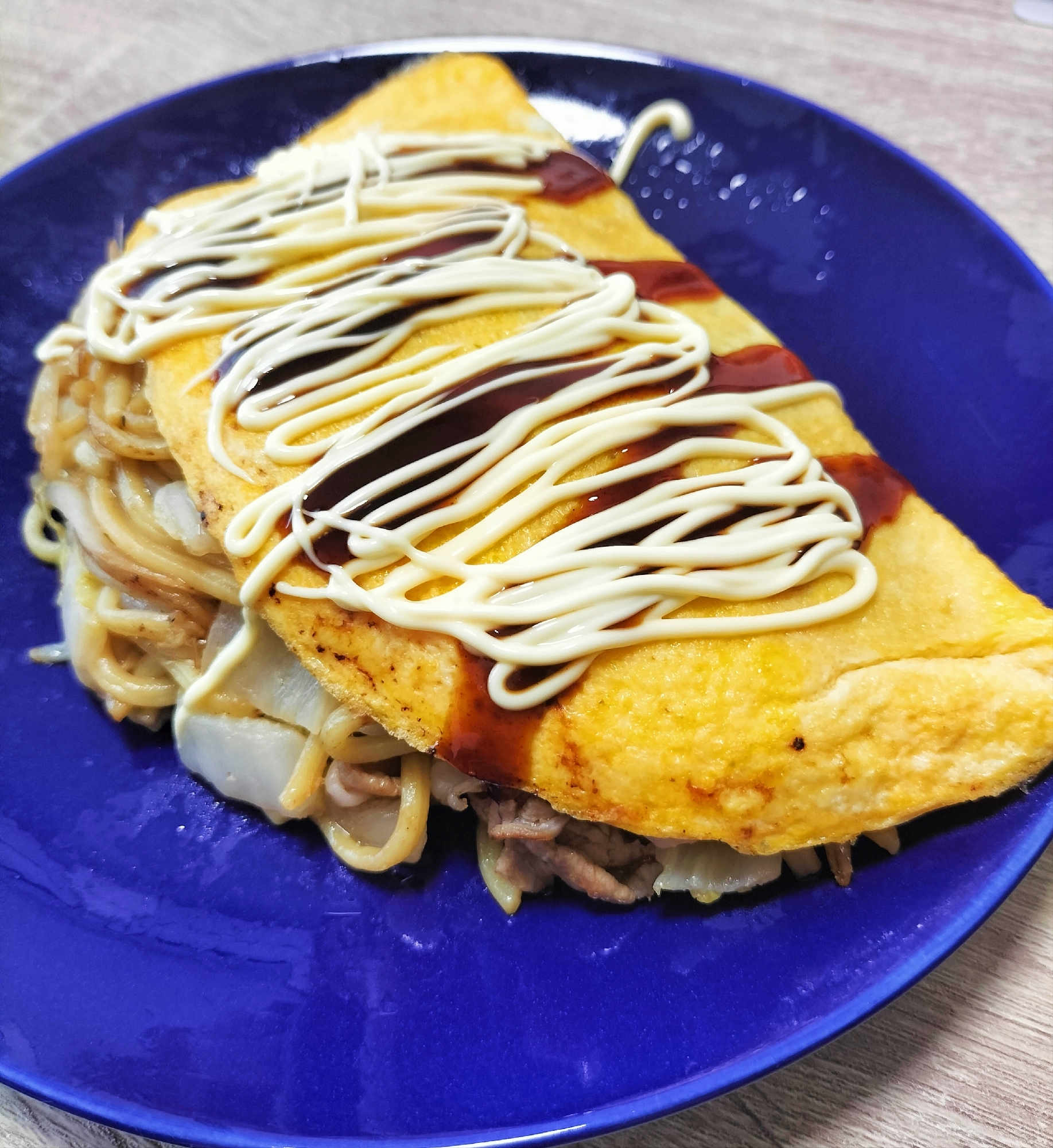 男の手料理ʘ⁠‿⁠ʘ牛脂で旨味UP⇧オムソバ