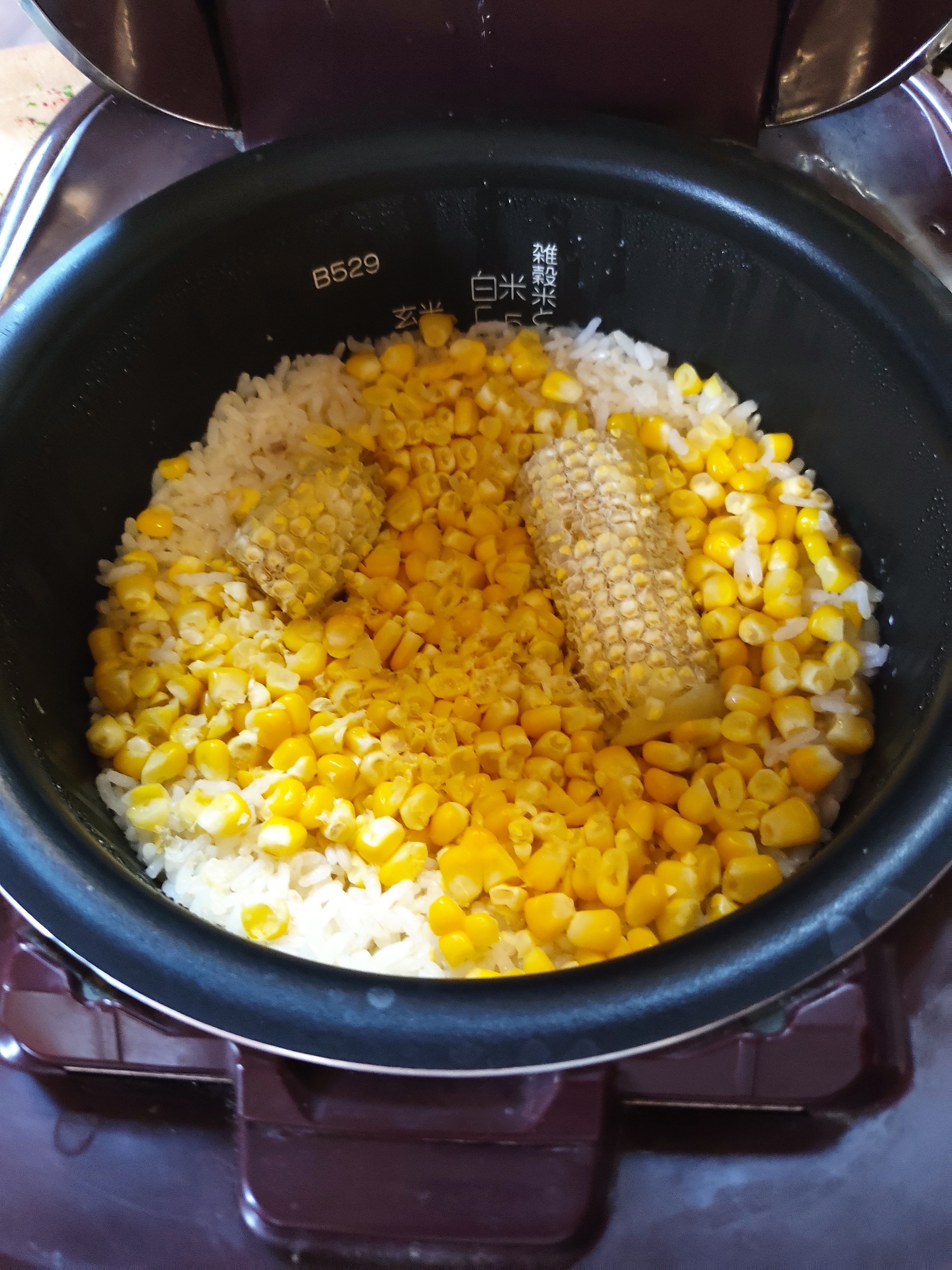 バター香る！丸ごととうもろこし胚芽米ご飯