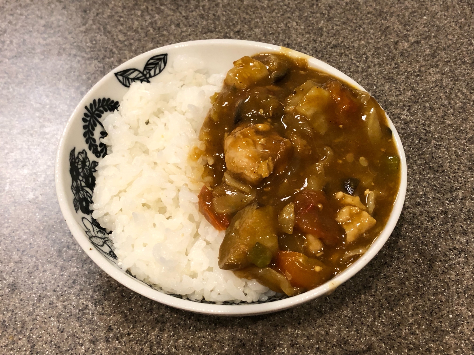 ホットクック☆夏野菜のうまみたっぷりのチキンカレー