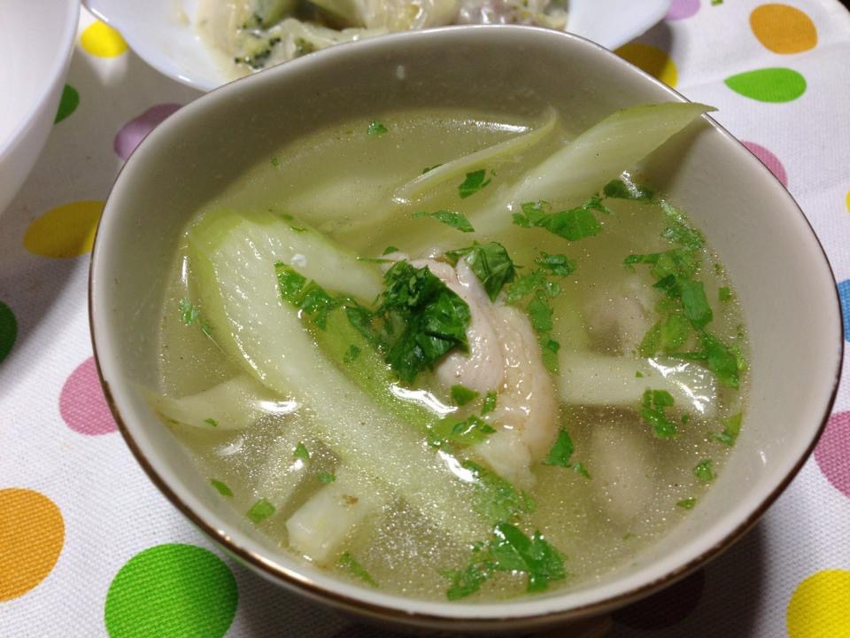 鶏肉とセロリの中華風スープ レシピ 作り方 By ホットコーナー 楽天レシピ