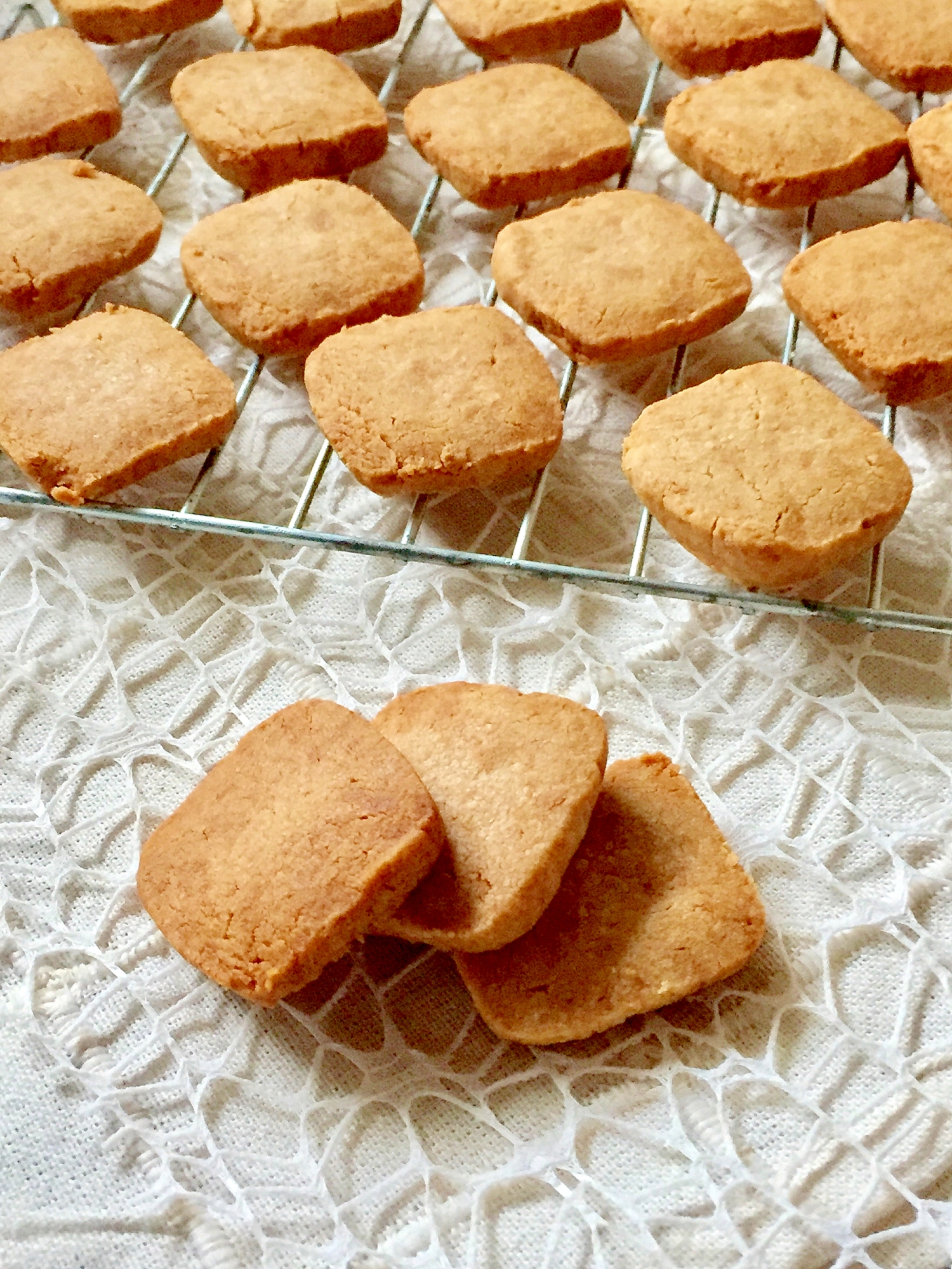 ピーナッツバタークリームクッキー レシピ 作り方 By みさきらりんず 楽天レシピ ピーナッツバタークリームクッキー レシピ 作り方 By みさきらりんず 楽天レシピ