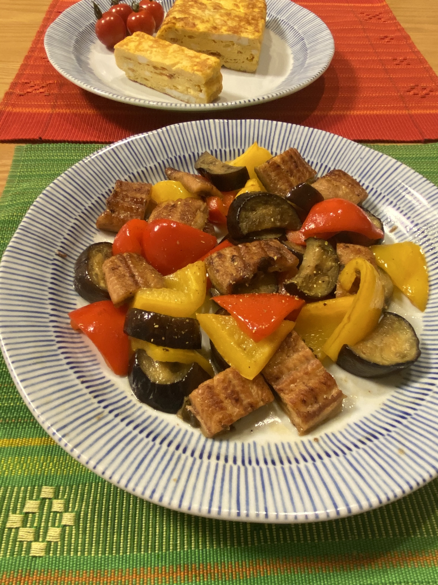 うなぎの蒲焼きを野菜でボリュームアップ