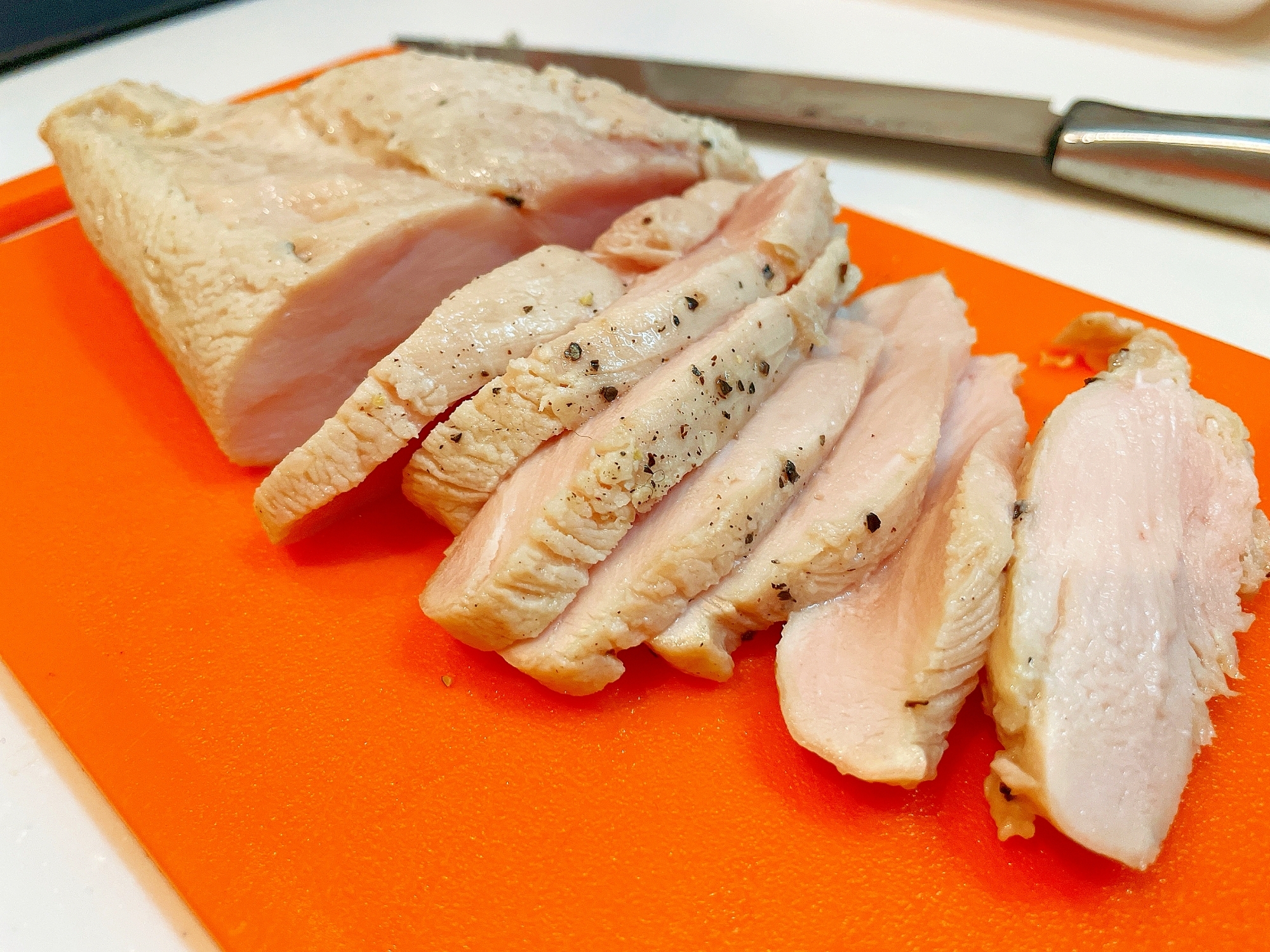 ヘルシーで満腹に！うちのサラダチキン