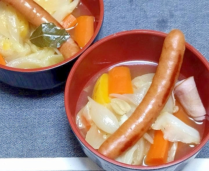 ソーセージを焼いて作るポトフ