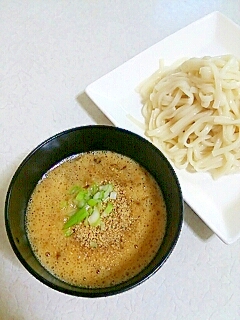 混ぜるだけ♪海苔たま納豆でザルうどん