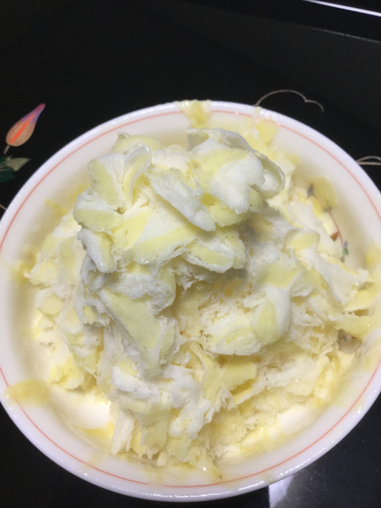 パイナップルと豆乳マシュマロのかき氷