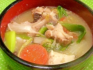 セリたっぷり鶏肉入り寒鱈あら汁 レシピ 作り方 By ブルーボリジ 楽天レシピ セリたっぷり鶏肉入り寒鱈あら汁 レシピ 作り方 By ブルーボリジ 楽天レシピ