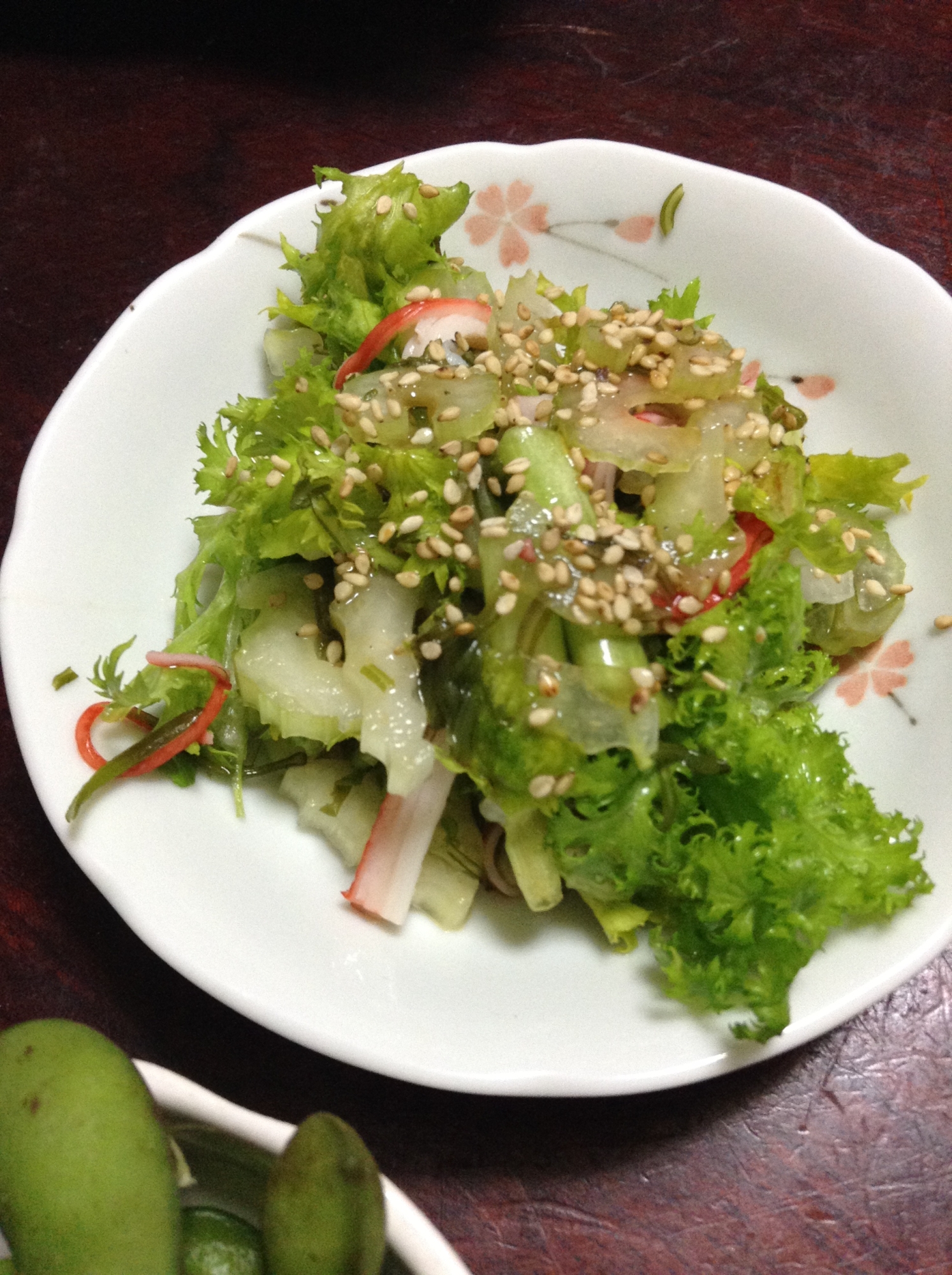 セロリとカニカマとワサビ菜のメカブ和え