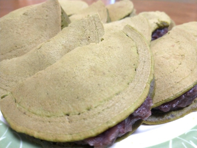 ホットケーキミックスで抹茶どらやき