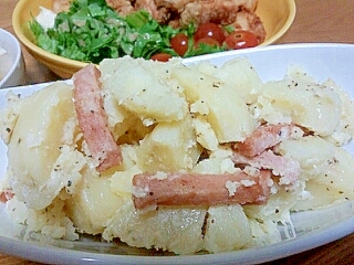 スパム&ポテトdeボリューム満点な付け合わせ☆