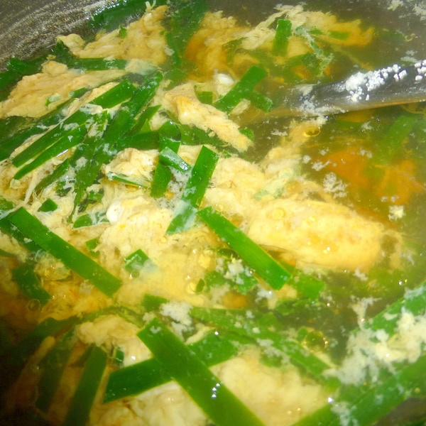 ニラと卵の和風しょうゆ汁 レシピ 作り方 By Koneko315 楽天レシピ ニラと卵の和風しょうゆ汁 レシピ 作り方 By Koneko315 楽天レシピ