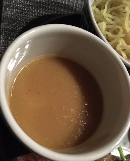 つけ麺って市販のラーメンスープで、こんなに簡単に出来るんですね。ひとりごはんのレパートリーに追加決定です！