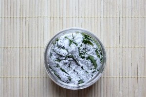 育ちすぎたバジルは塩漬けにしていつでも使える レシピ 作り方 By 俺ごはん 楽天レシピ 育ちすぎたバジルは塩漬けにしていつでも使える レシピ 作り方 By 俺ごはん 楽天レシピ