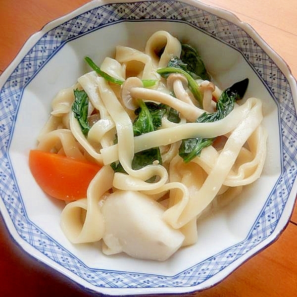 +醤油❤冷凍里芋で「ほうとう」風の煮込みうどん♪