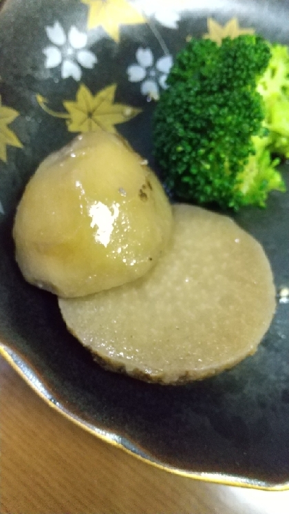 昆布だしの素を使った、さといもの煮物！