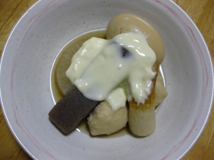 おでんの和風ダシの味ともちもちしたチーズがとてもよく合っていて、おいしかったです。
