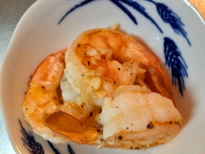 ニンニクがあったのでみじん切りして入れました！最高のおつまみでした(^^)