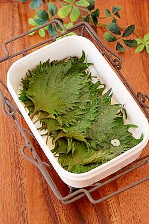 コレはお勧め♪大葉にんにくの塩漬け