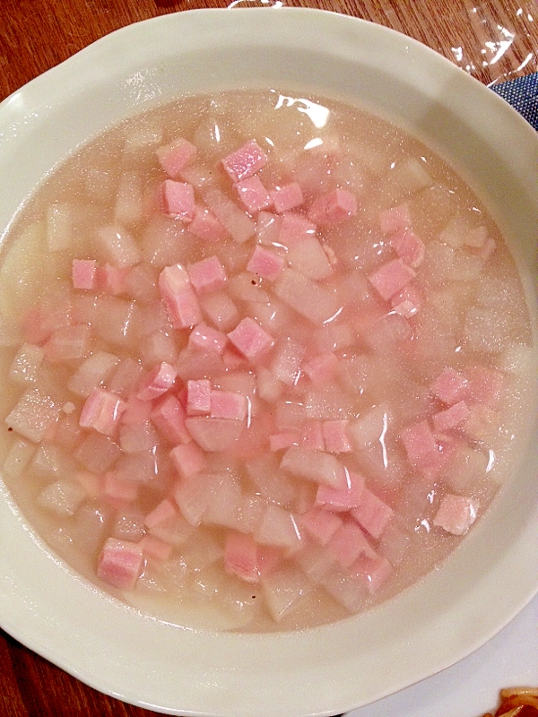 大根とハムの中華スープ