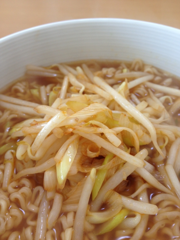 ピリ辛ネギもやしラーメン レシピ 作り方 By くまやこ 楽天レシピ ピリ辛ネギもやしラーメン レシピ 作り方 By くまやこ 楽天レシピ