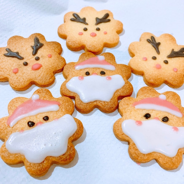 クリスマス サンタとトナカイのアイシングクッキー レシピ 作り方 By おにぎりちゃん 楽天レシピ クリスマス サンタとトナカイのアイシングクッキー レシピ 作り方 By おにぎりちゃん 楽天レシピ