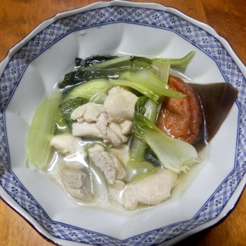 小松菜と水菜と鶏肉で　簡単鍋