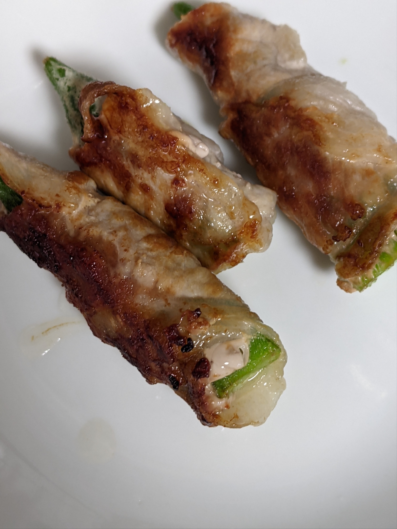 国産チーズとオクラの豚巻