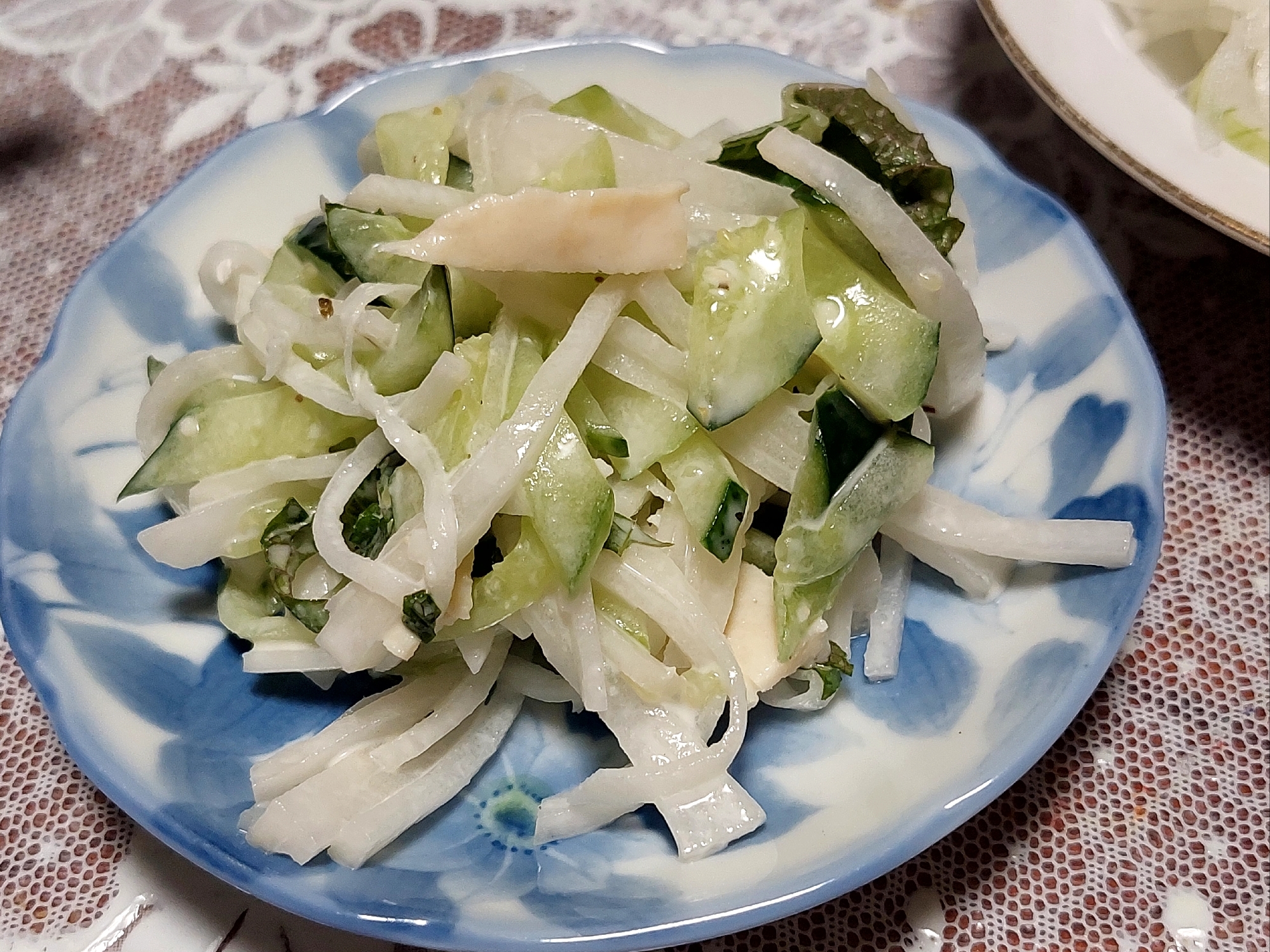 大根とサラダチキンときゅうりのサラダ