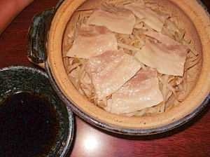 超簡単！もやしと豚バラ肉の酒蒸し☆