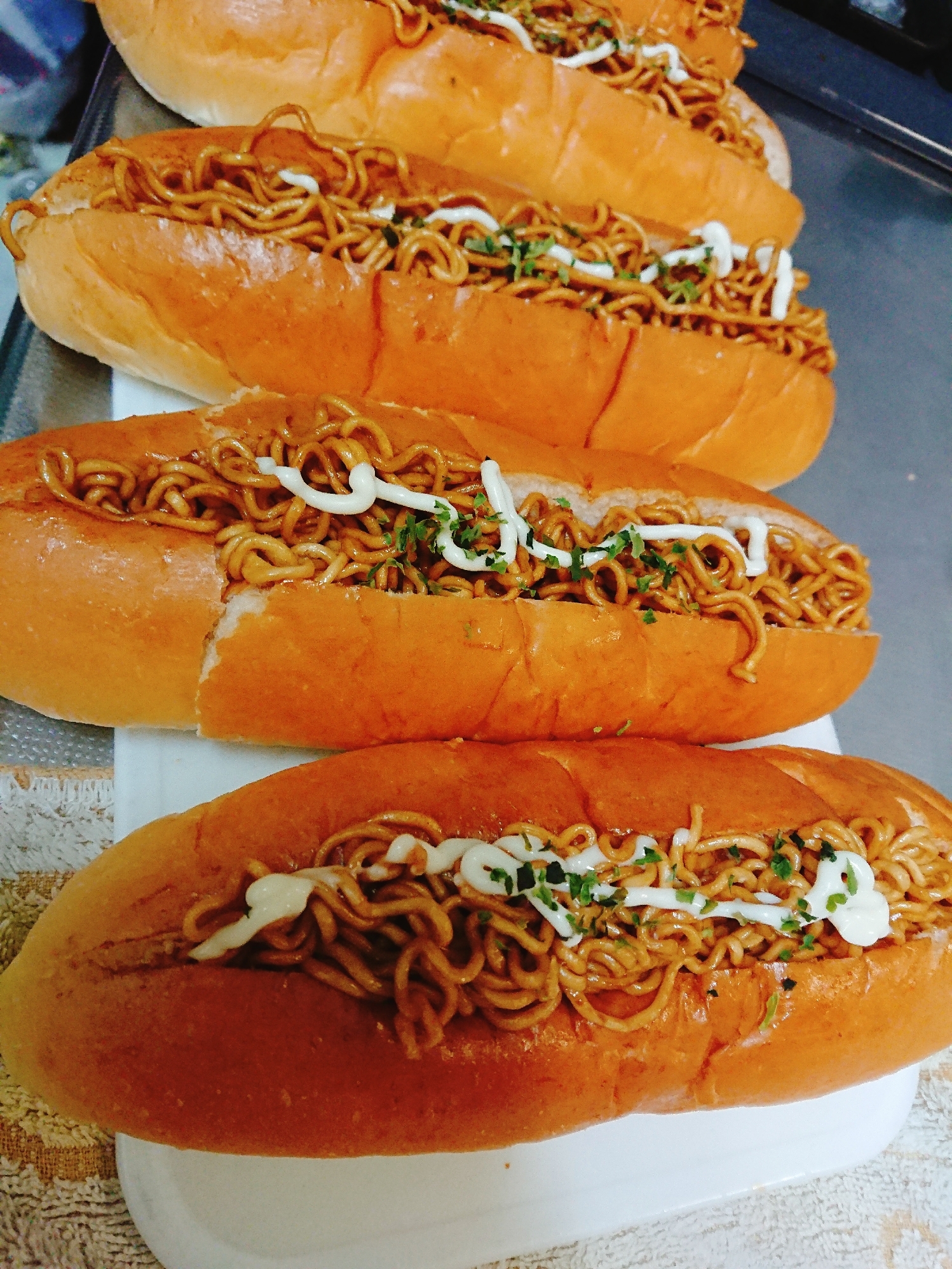 インスタント焼きそばのアレンジパン