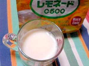 爽やかレモン牛乳 アイスレモネードミルク レシピ 作り方 By Nyan260 楽天レシピ