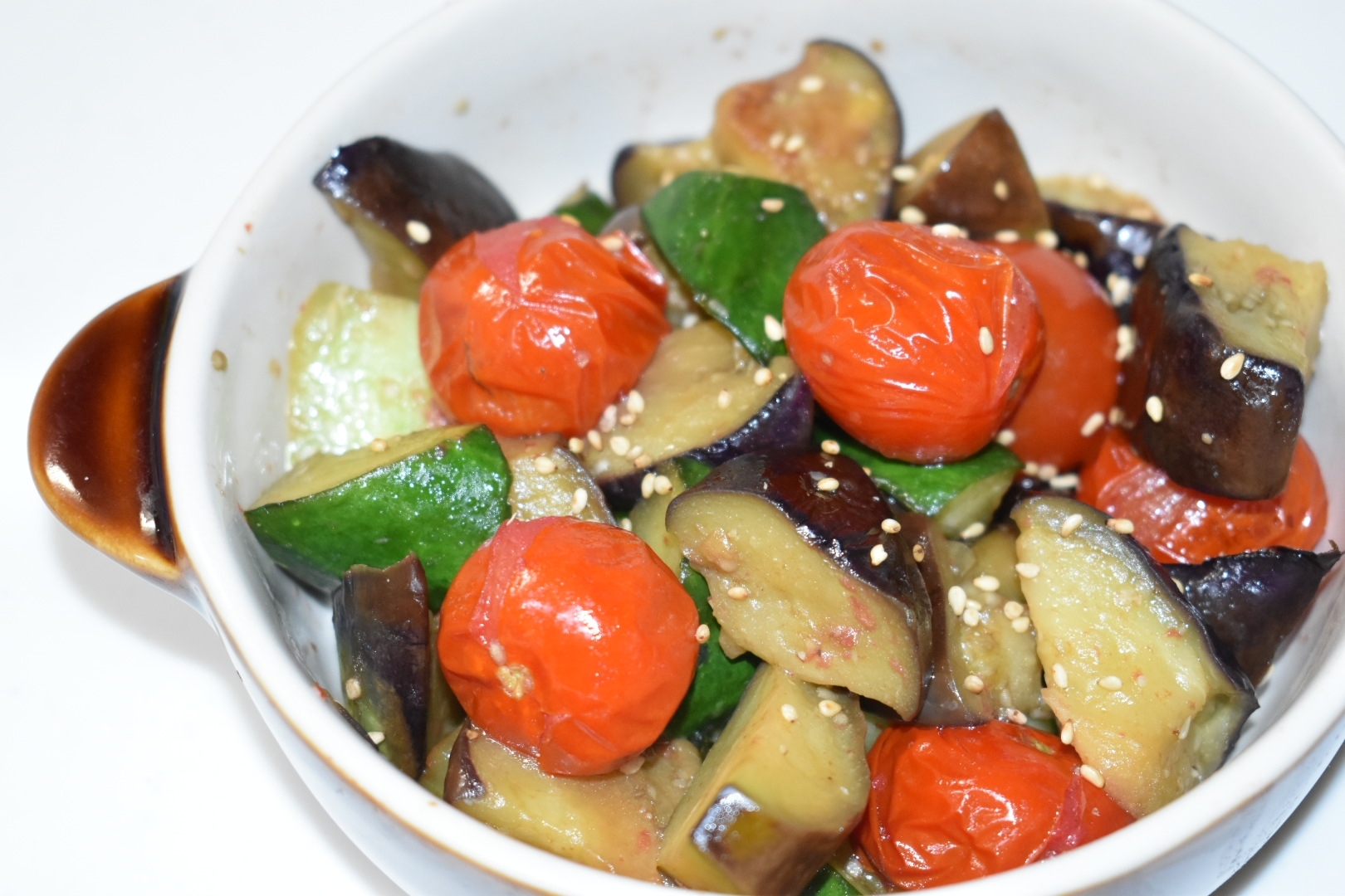 冷やしてさっぱり ナスと胡瓜とトマトのポン酢炒め レシピ 作り方 By とまほ 楽天レシピ 冷やしてさっぱり ナスと胡瓜とトマトのポン酢炒め レシピ 作り方 By とまほ 楽天レシピ