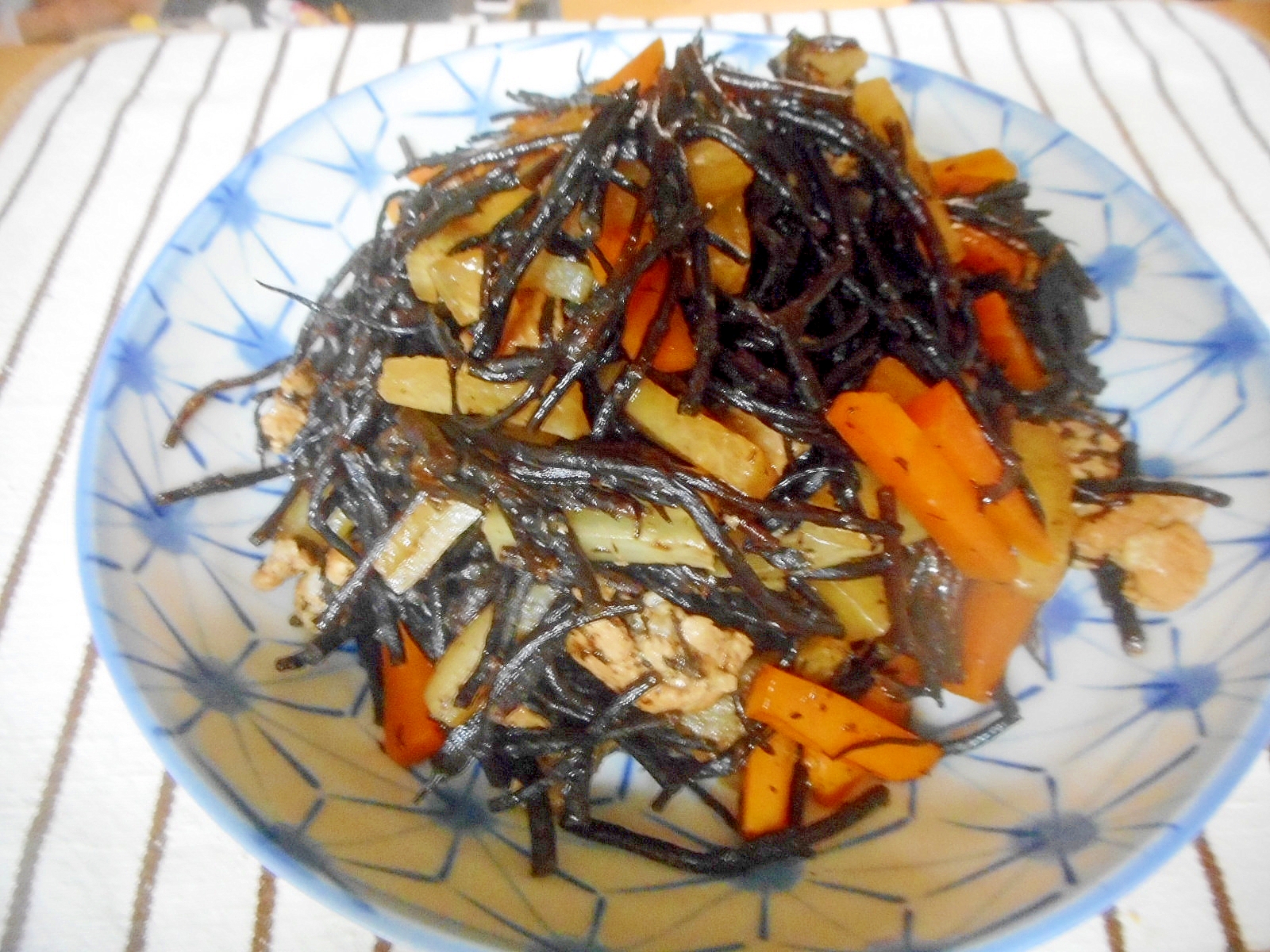 豚肉と大根のひじき煮