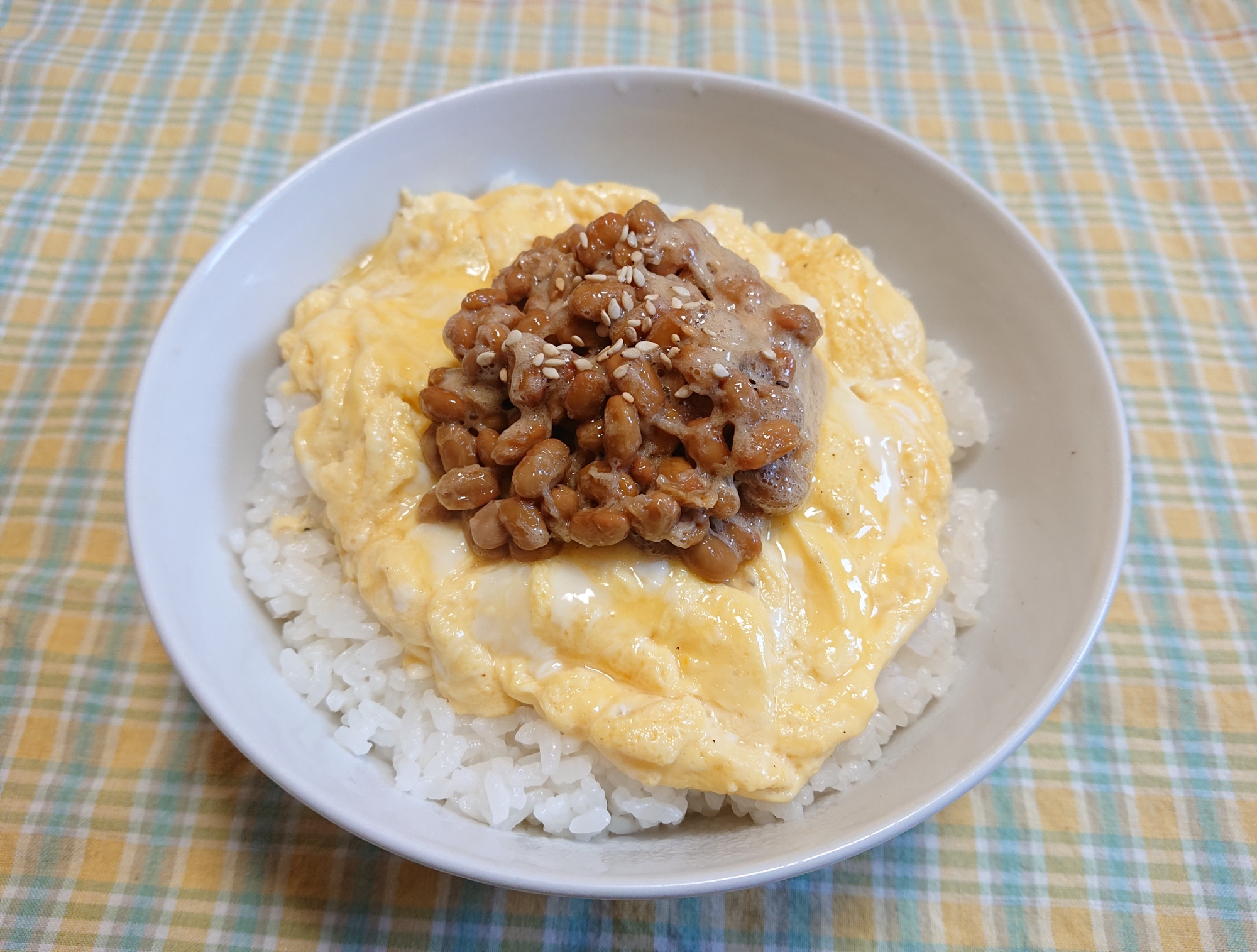 ふわふわ京風だし玉子の納豆丼